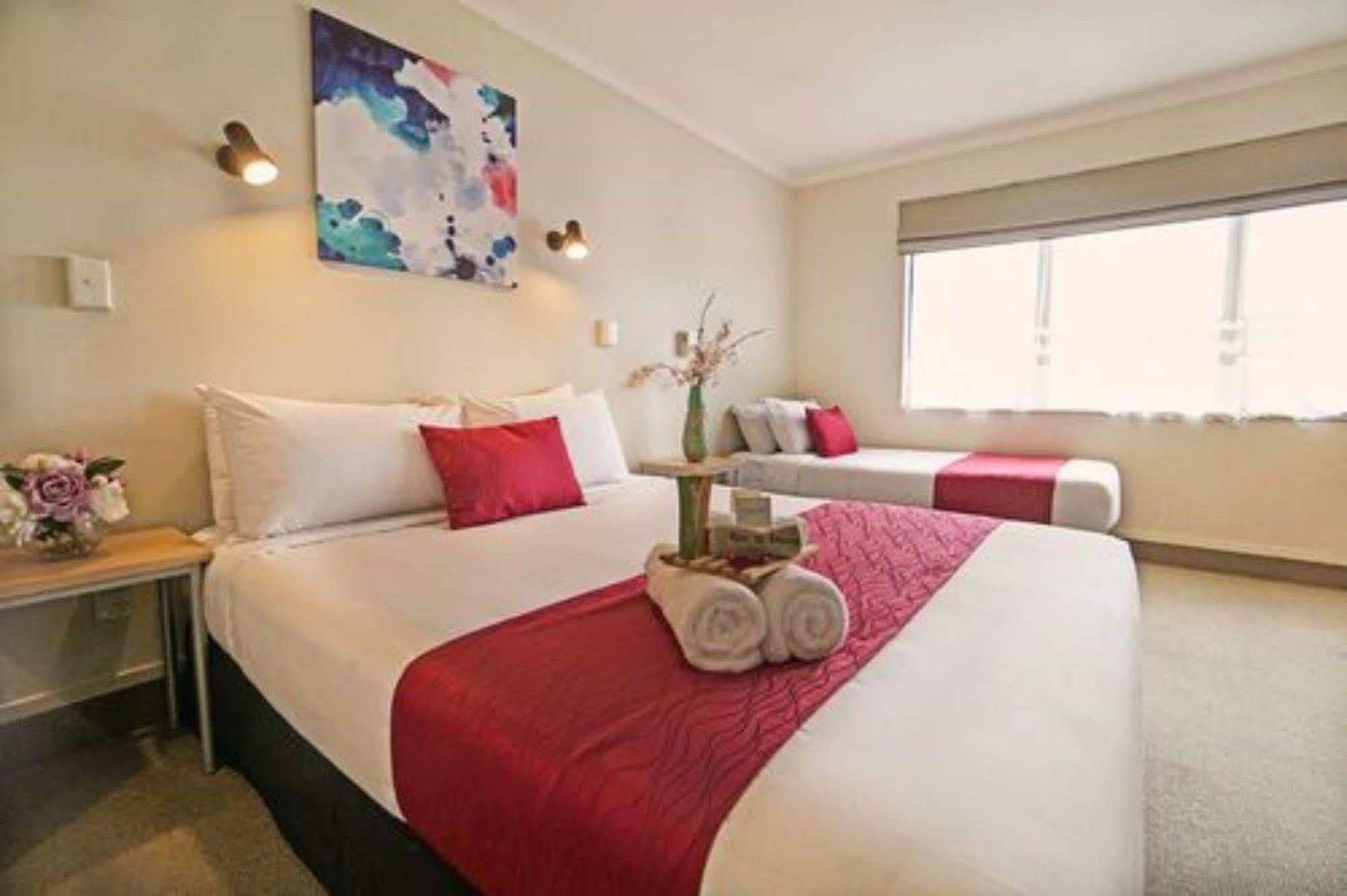 Ashwood Manor Motor Lodge Хамилтън Екстериор снимка