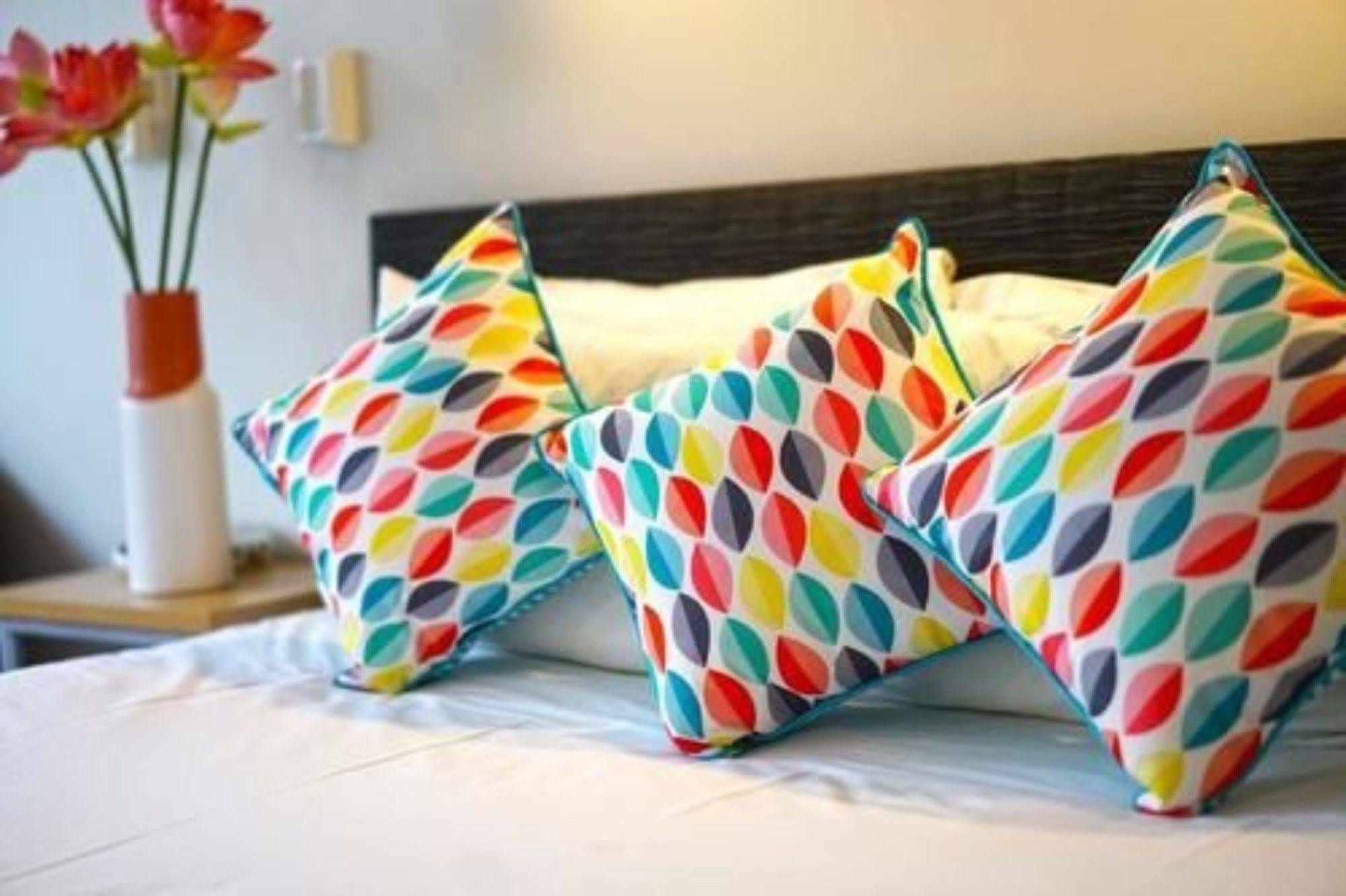 Ashwood Manor Motor Lodge Хамилтън Екстериор снимка