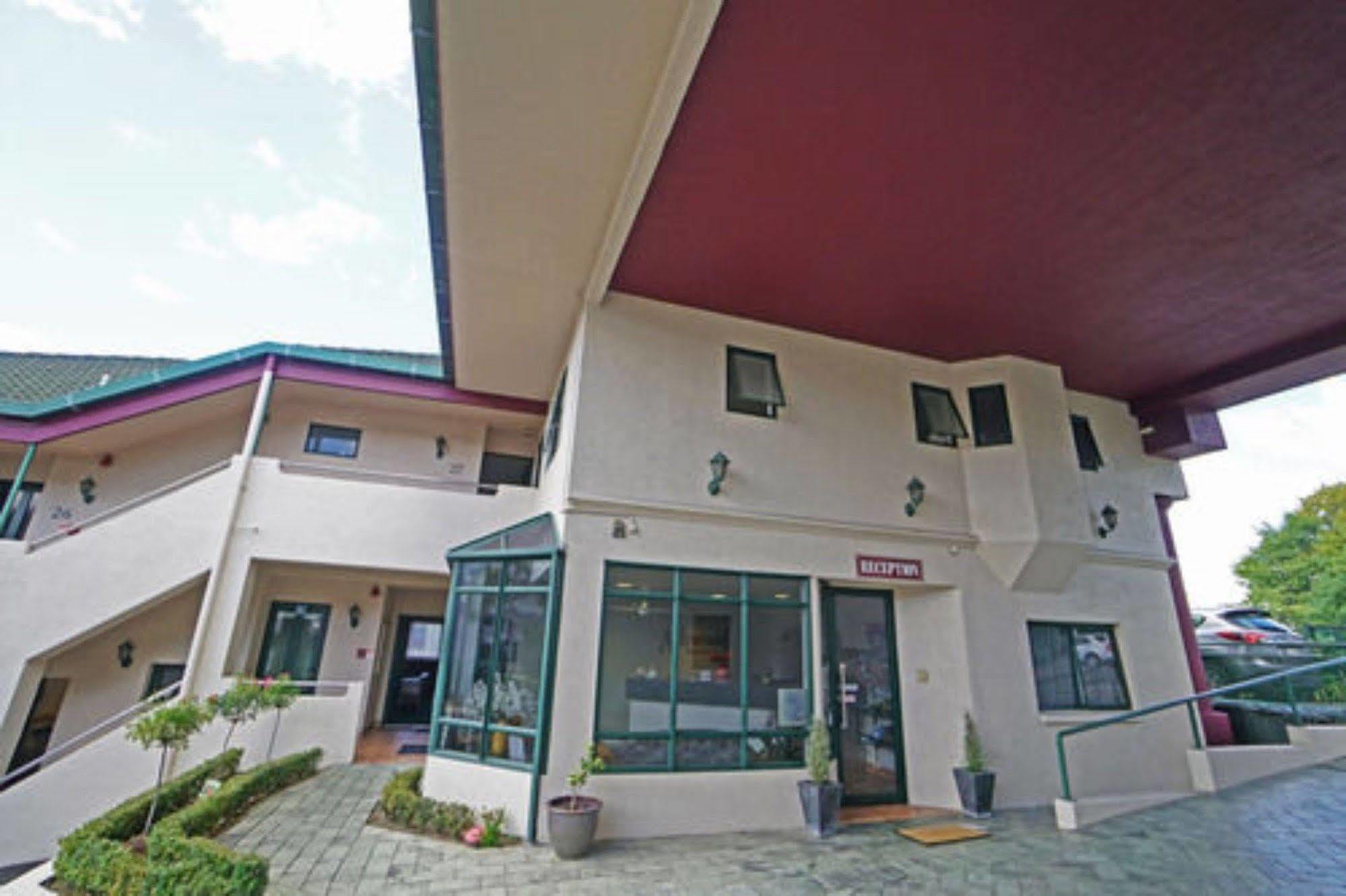 Ashwood Manor Motor Lodge Хамилтън Екстериор снимка